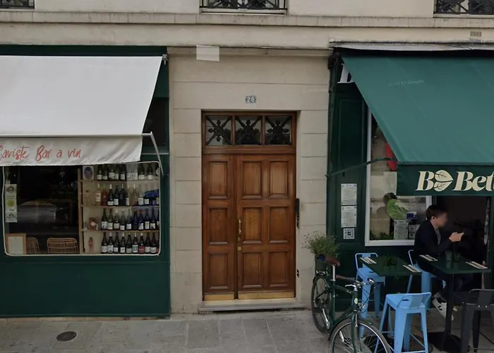 Charming In The Marais Appartement